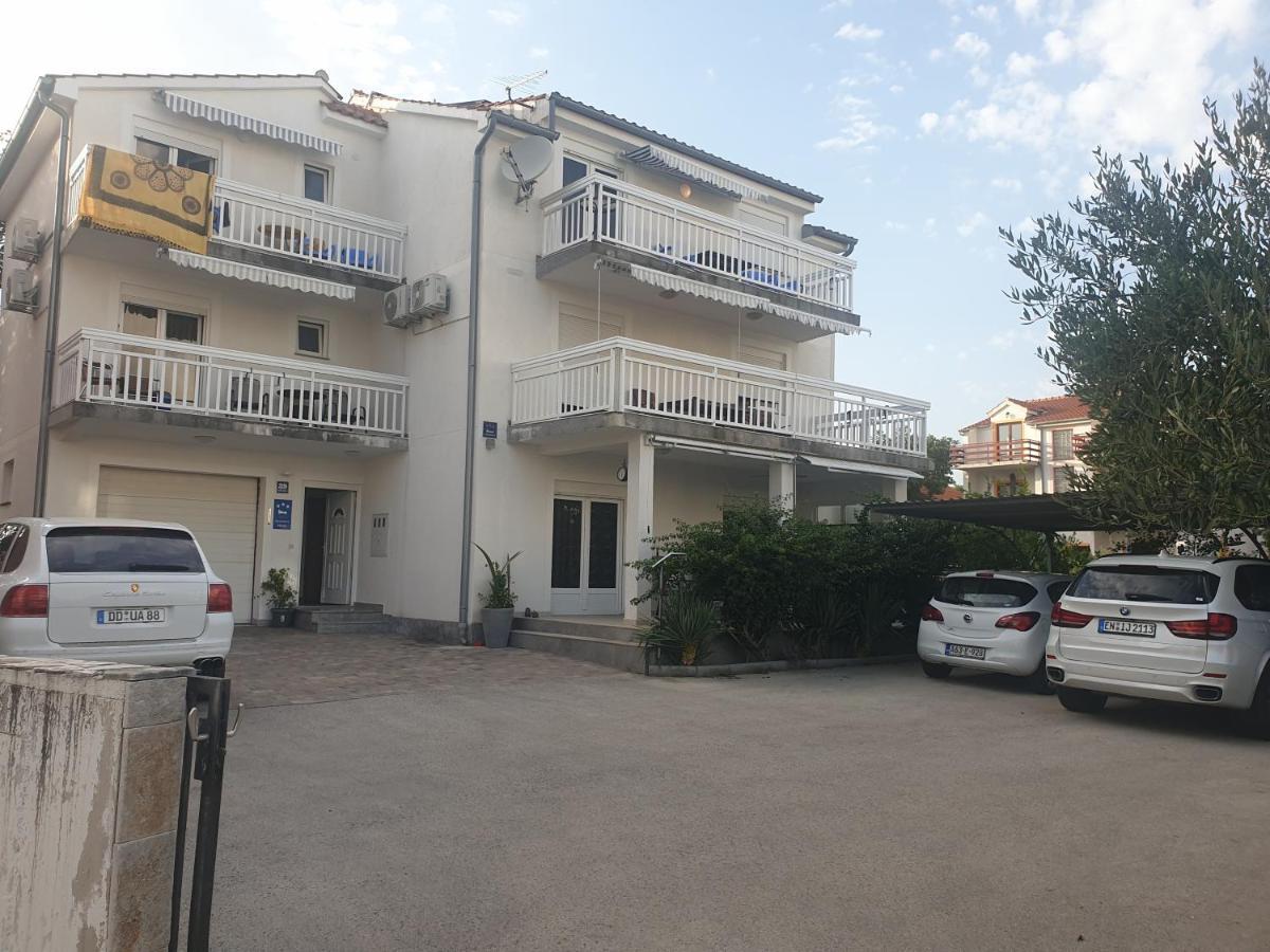 Apartments Miletic J-I Vodice Zewnętrze zdjęcie